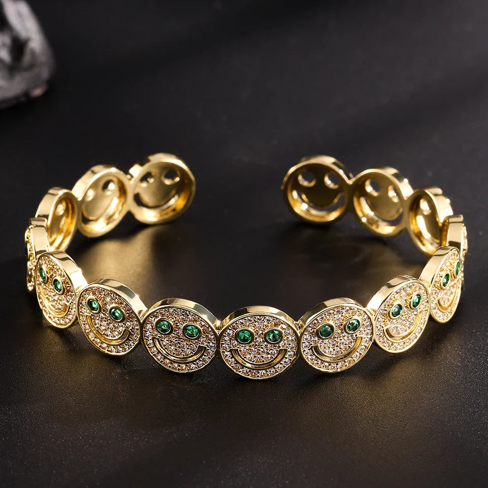 Exquisite Luxury Smiling Bracelet Suits