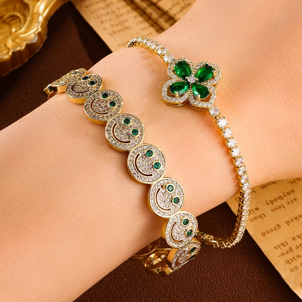 Exquisite Luxury Smiling Bracelet Suits