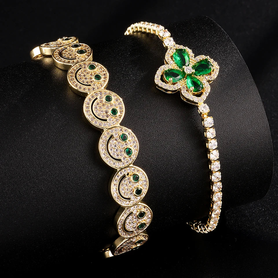 Exquisite Luxury Smiling Bracelet Suits