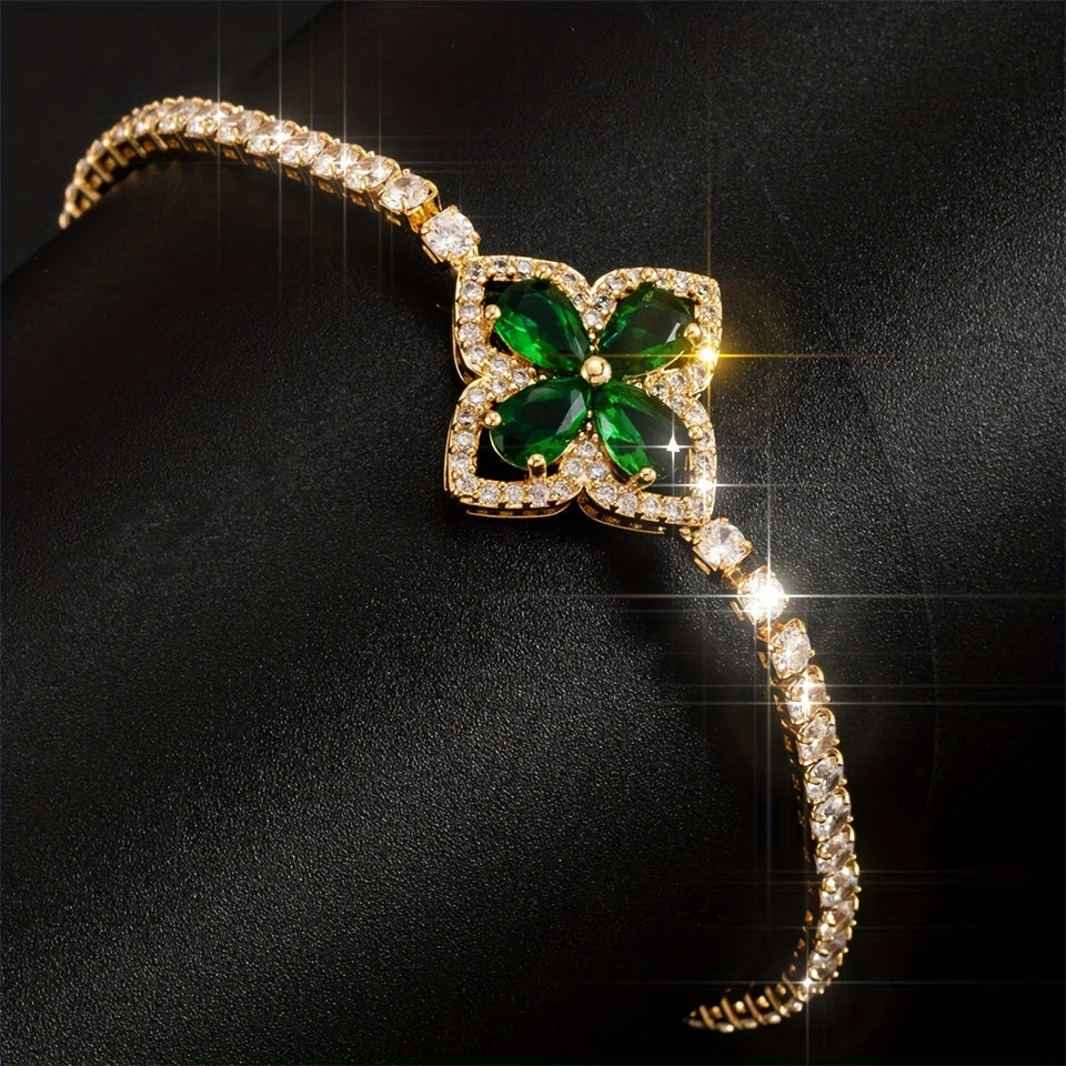 Exquisite Luxury Smiling Bracelet Suits